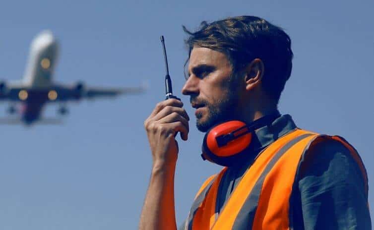 Lärmgefährdete Berufe_Flughafenpersonal